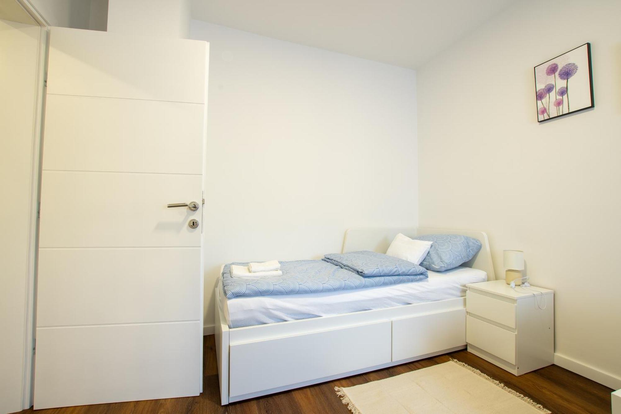Apartman Valentina - Self Check In And Check Out Otočac Exterior foto